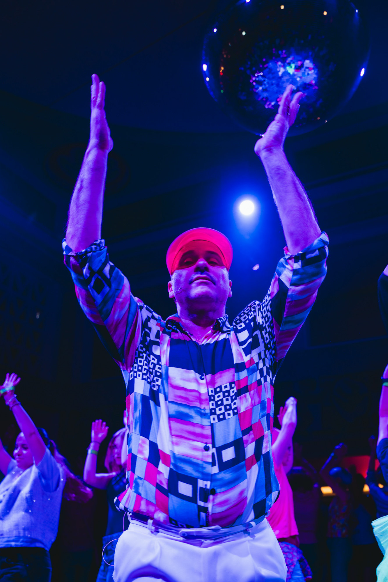 Grégoire Delanos @lahuttestudio, photos prises lors du Bal 80’s à la Comédie de Clermont Ferrand en mars 2026