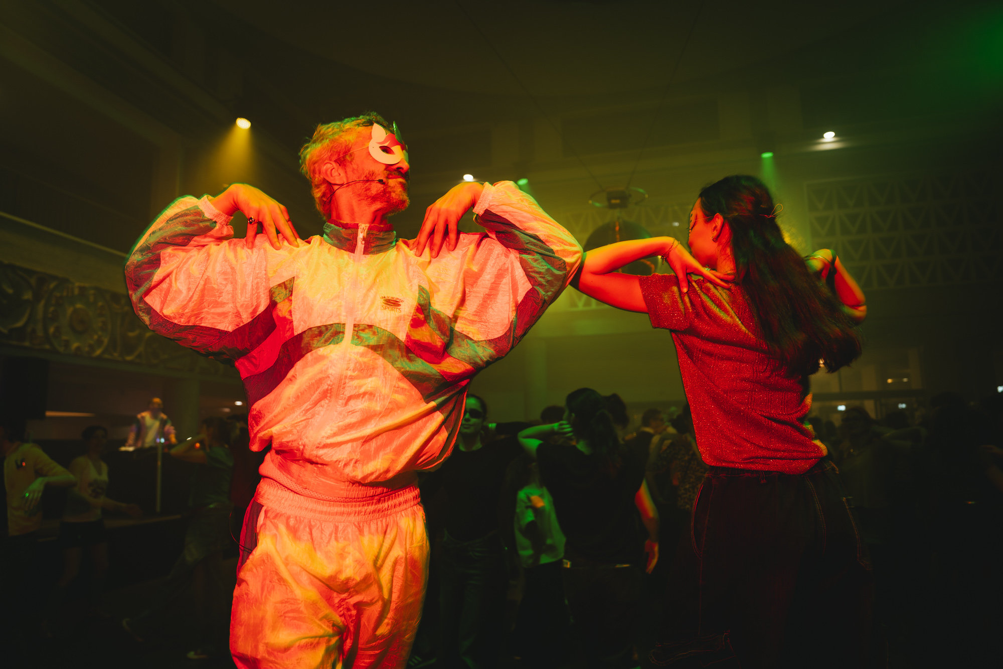 Grégoire Delanos @lahuttestudio, photos prises lors du Bal 80’s à la Comédie de Clermont Ferrand en mars 2026